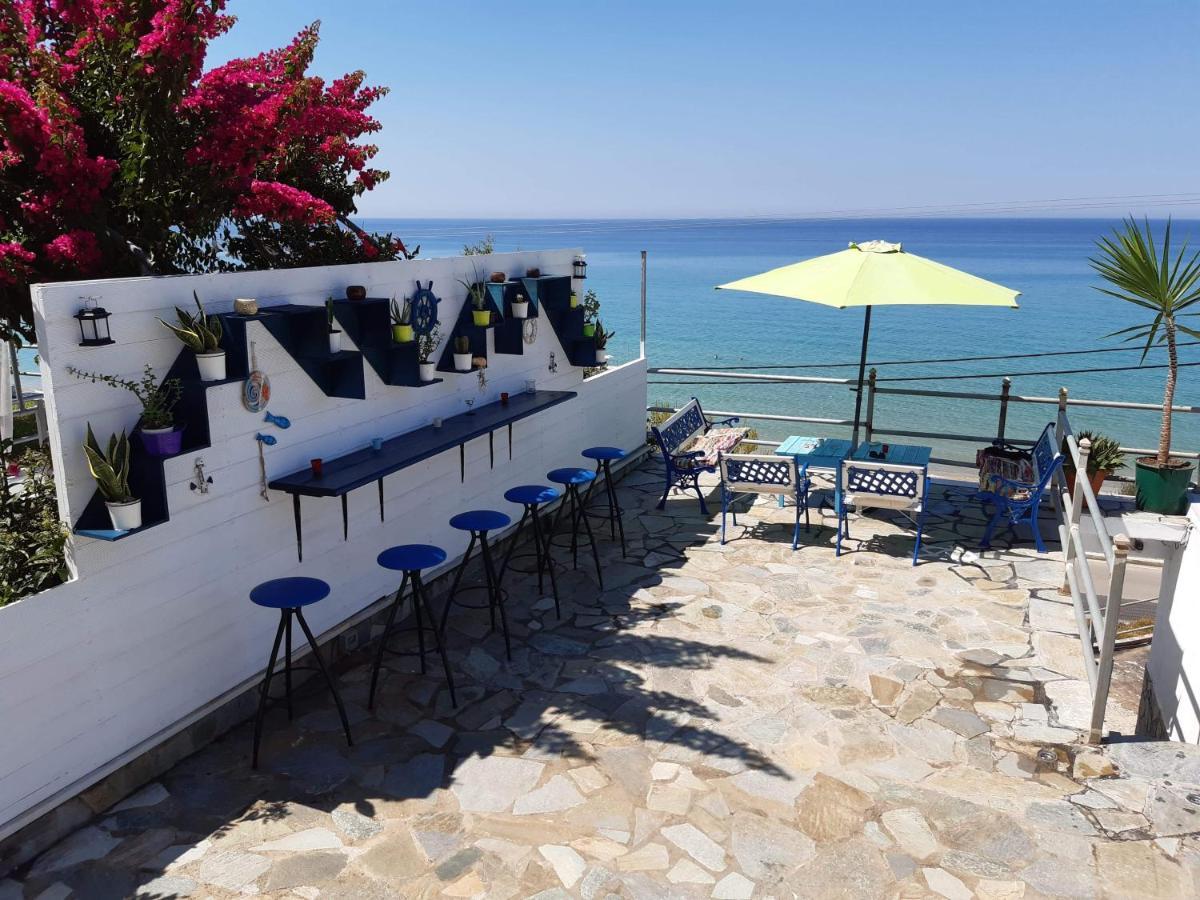 Whole Apartment In Loutsa With Amazing View المظهر الخارجي الصورة